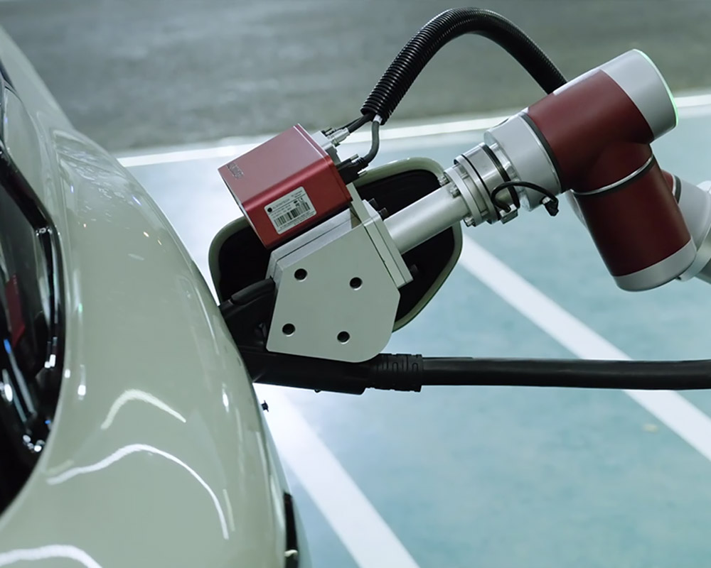 3D Vision-Guided Positioning for Unmanned EV Charging
